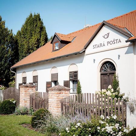Hotel Penzion Stara Posta Kovalovice Exterior foto